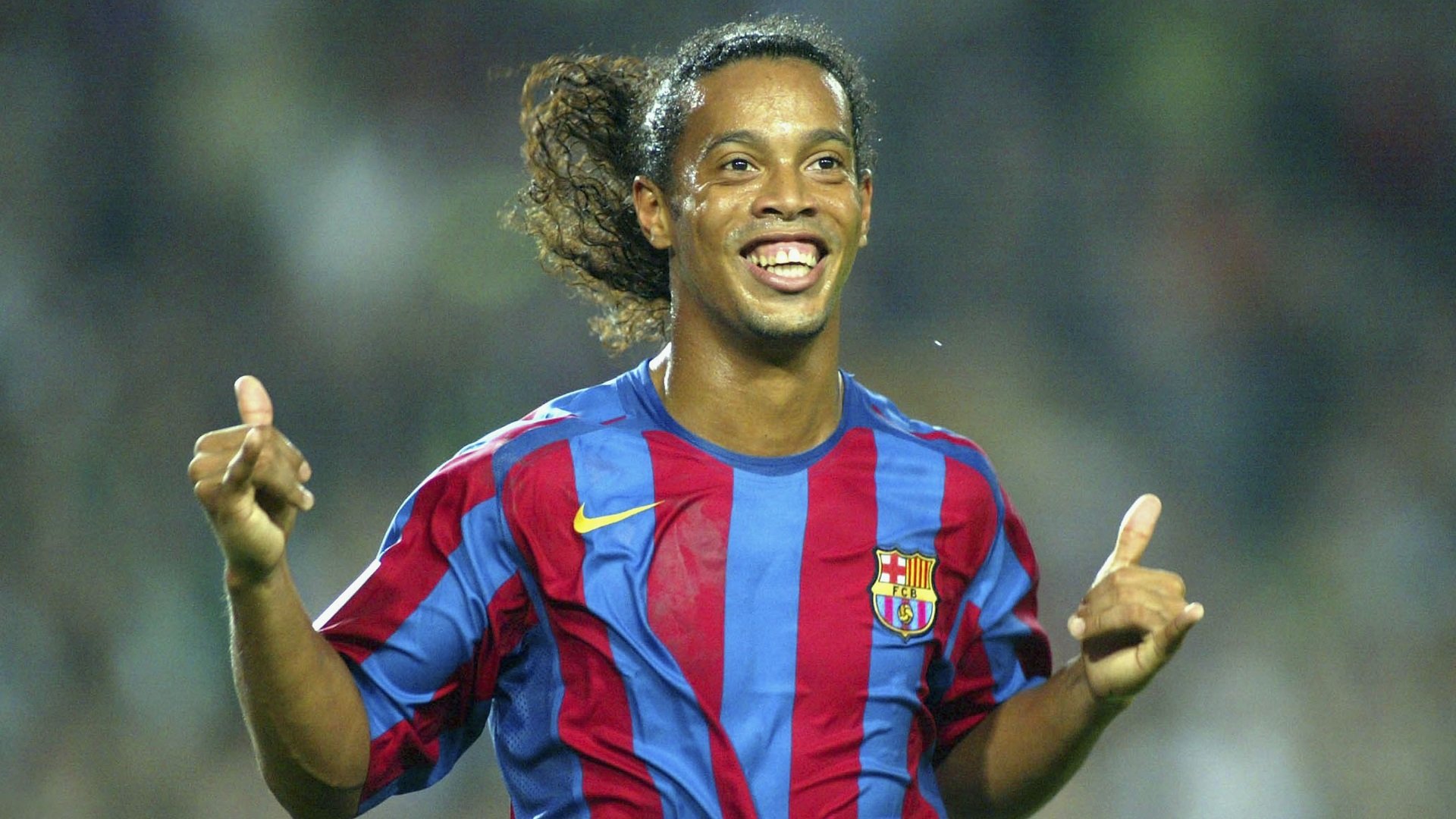 Ronaldinho đã chính thức lên tiếng giải nghệ