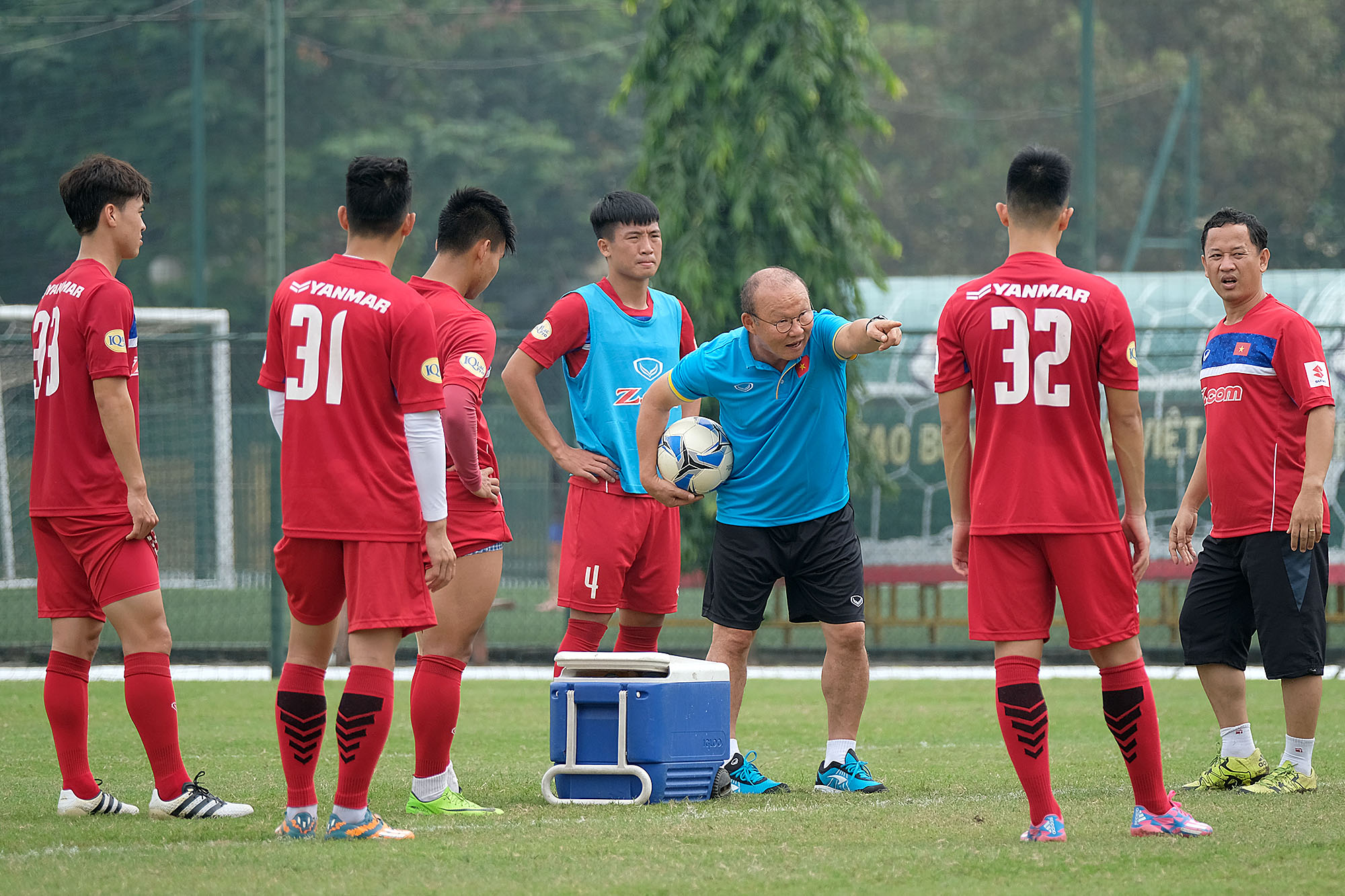 Cho U23 Việt Nam quay về đá 4 hậu vệ: Khi thầy Park thôi thử nghiệm