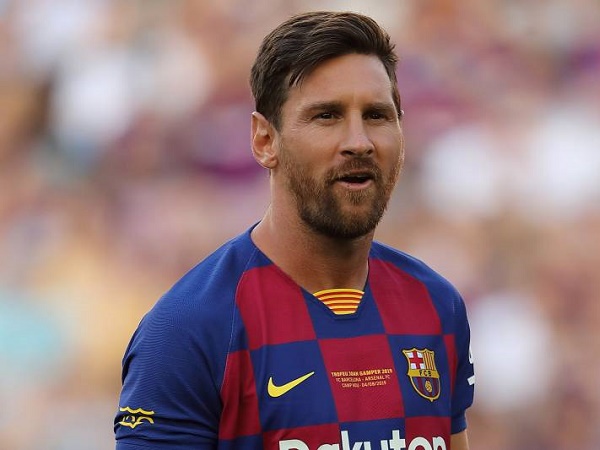 Barca nhận tin buồn về tình trạng của Messi