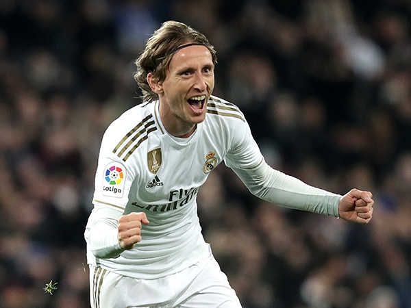 Cầu thủ Luka Modric: Tiểu sử tiền vệ tài năng của Real Madrid