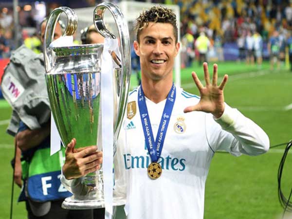 Huyền thoại bóng đá Ronaldo vô địch la liga mấy lần trong lịchh sử?