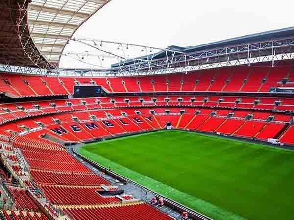 Sân vận động Wembley - "Ngôi đền của bóng đá Anh"