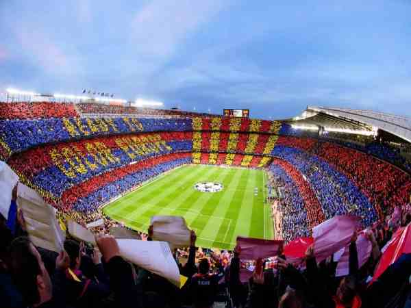 Sân bóng đá tráng lệ nhất thế giới - Camp Nou