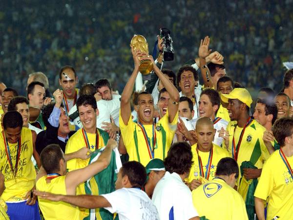 Đội tuyển Brazil vô địch World Cup mấy lần?